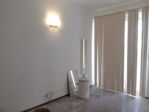 Room in 3 BHK Apartment at Aravali View Rail Vihar, Sector 56 – for Rent
