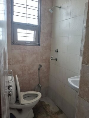 Bathroom in 3 BHK Apartment at Aravali View Rail Vihar, Sector 56 – for Rent