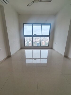 Room in 3 BHK Apartment at Raj Infinia, Malad West – for Rent