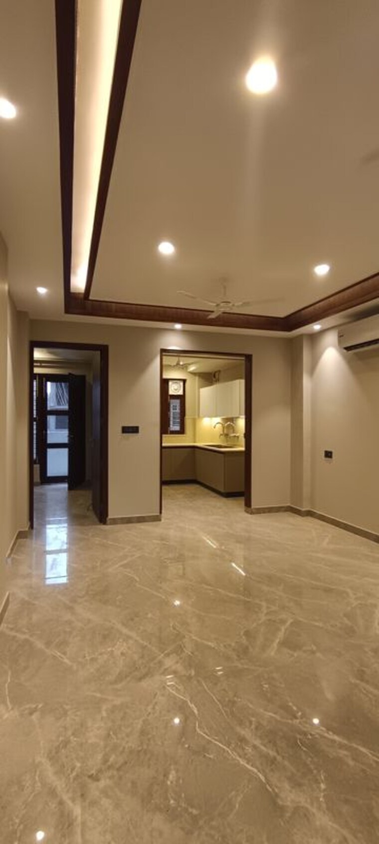 Room, bptp-district-3 3 Bedroom 180 Sq.Yd. Builder Floor In Sector 85 Faridabad 10557663