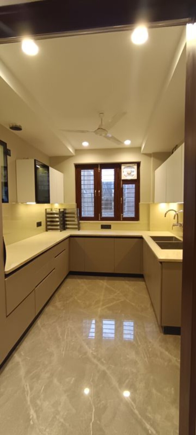 Kitchen, bptp-district-3 3 Bedroom 180 Sq.Yd. Builder Floor In Sector 85 Faridabad 10557663