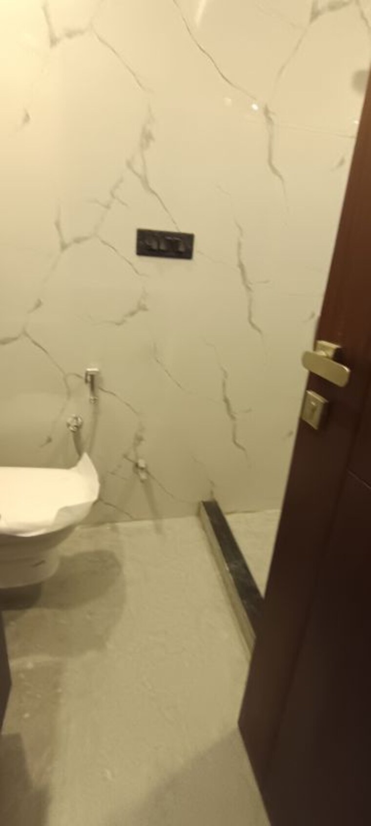 Bathroom, bptp-district-3 3 Bedroom 180 Sq.Yd. Builder Floor In Sector 85 Faridabad 10557663