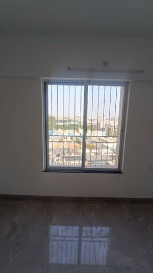Room in 3 BHK Apartment at Welworth Purnam, Hinjewadi – for Rent