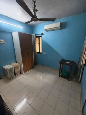 Team Area in 1 BHK Apartment at Hiranandani Estate Solitaire C, Ghodbunder Road – for Rent