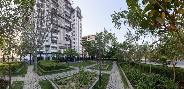Exterior View, tulsiani-luvnest 3 Bedroom 1560 Sq.Ft. Apartment In Vrindavan Yojna Lucknow 10557648