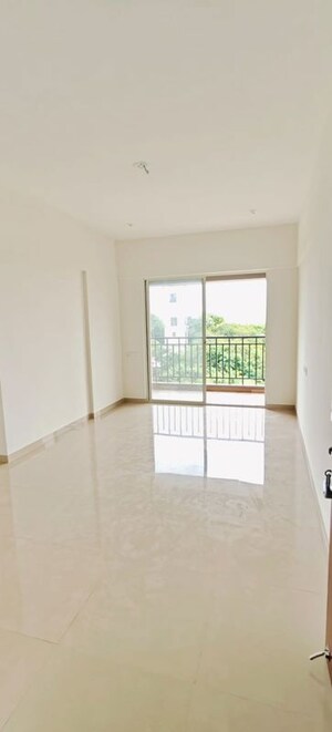 Room in 1 BHK Apartment at Nyati Defence Enclave, Undri – for Rent