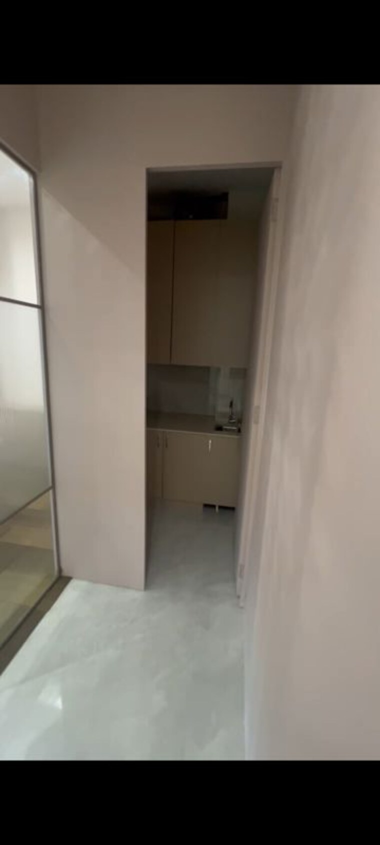 Bathroom, pitampura Commercial Office Space 1100 Sq.Ft. In Pitampura Delhi 10557674
