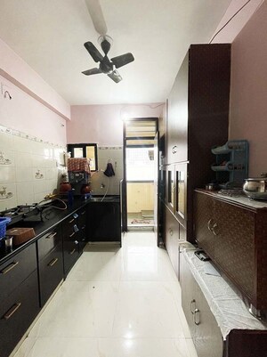 Team Area in 3 BHK Apartment at Naranpura – for Sale