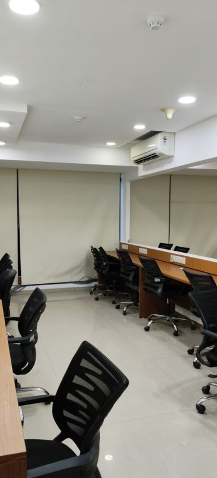 Team Area, peninsula-heights Commercial Office Space 1700 Sq.Ft. In Andheri West Mumbai 10557744