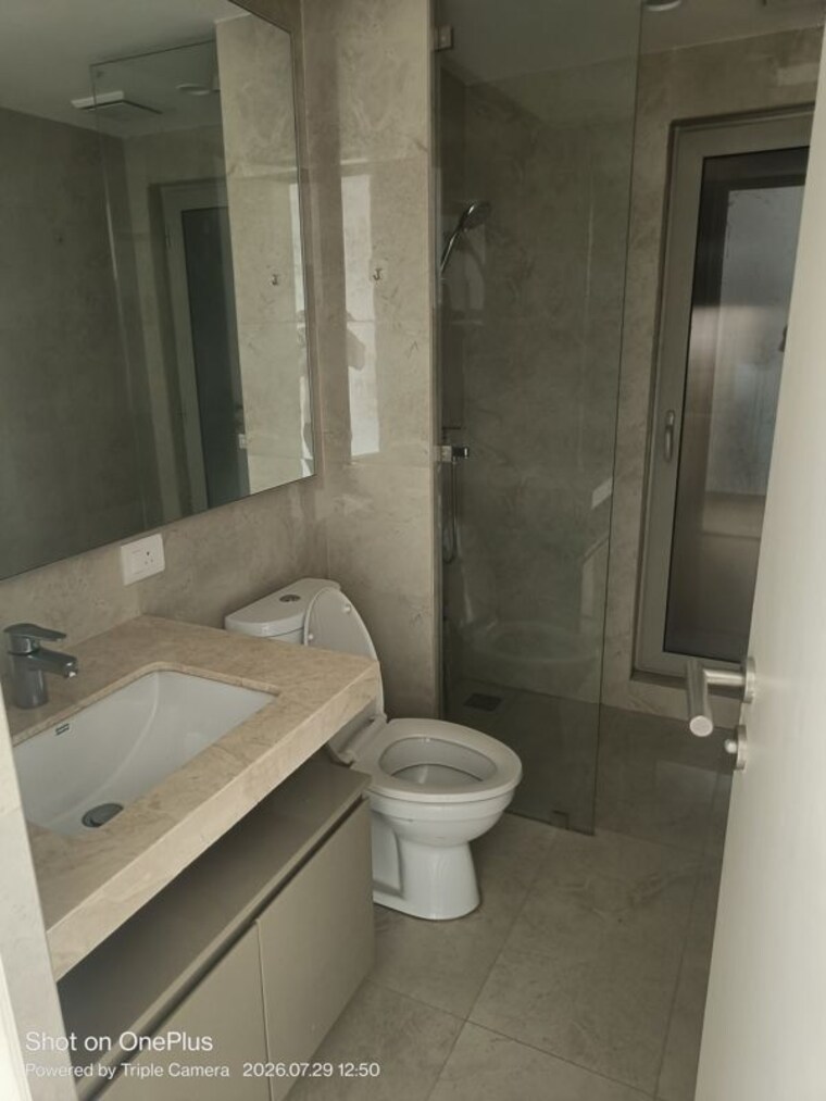 Bathroom, hiranandani-estate 3 Bedroom 1150 Sq.Ft. Apartment In Ghodbunder Road Thane 10557256