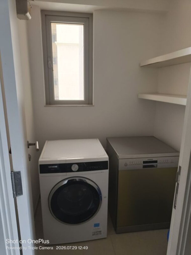 Bathroom, hiranandani-estate 3 Bedroom 1150 Sq.Ft. Apartment In Ghodbunder Road Thane 10557256