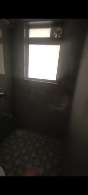 Room in 1 BHK Apartment at Atul Trans Apartment, Andheri East – for Rent