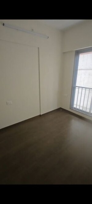 Room in 1 BHK Apartment at Atul Trans Apartment, Andheri East – for Rent