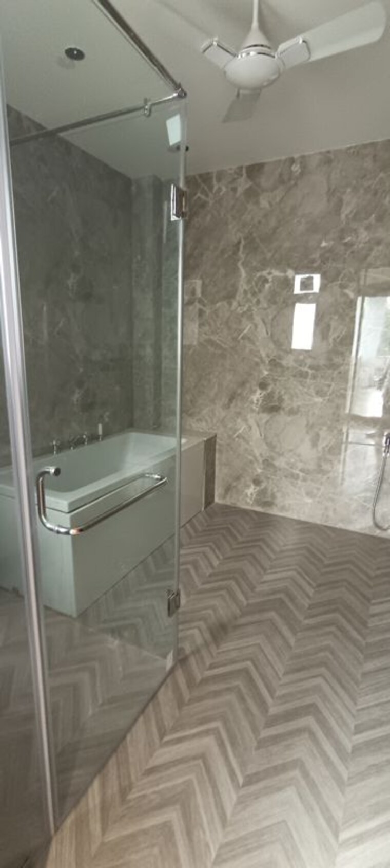 Bathroom, parklands 4 Bedroom 400 Sq.Yd. Builder Floor In Sector 85 Faridabad 10557778