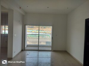Room in 3 BHK Apartment at Sobha Nesara, Kothrud – for Rent