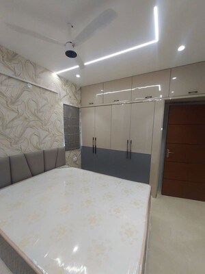 Room in 3 BHK Apartment at Gem Nakshatra, Kokapet – for Rent