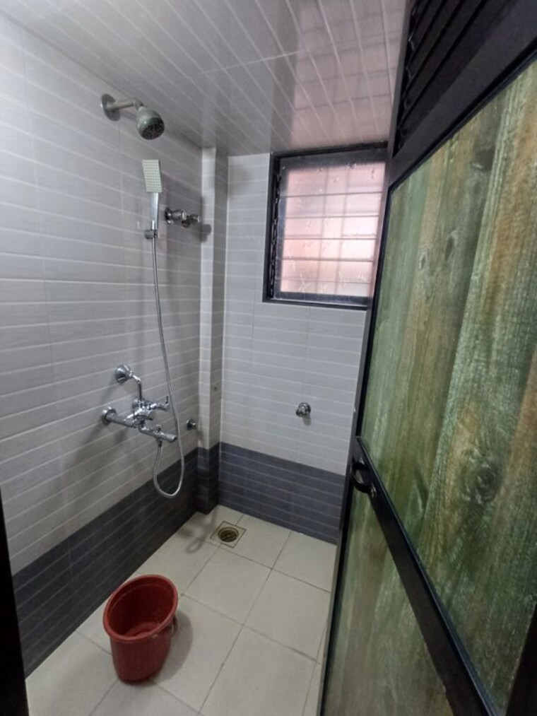Bathroom, runwal-nagar-chs 1 Bedroom 546 Sq.Ft. Apartment In Runwal Nagar Thane 10557794
