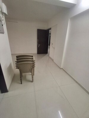 Living Room in 2 BHK Apartment at Chembur – for Rent