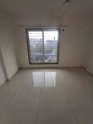 Bedroom in 2 BHK Apartment at Chembur – for Rent