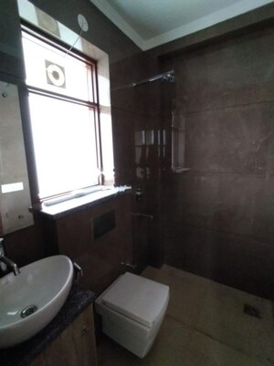 Bathroom in 3 BHK Apartment at Sector 57 – for Rent