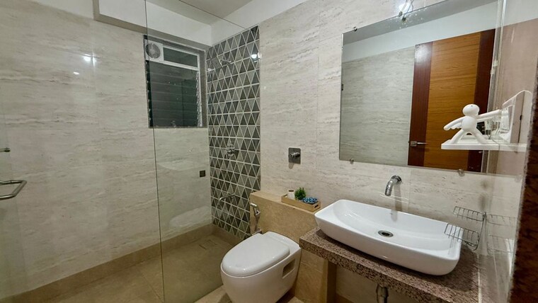 Bathroom, paradise-lifespaces-sai-world-city 4 Bedroom 2500 Sq.Ft. Apartment In New Panvel Navi Mumbai 10557843