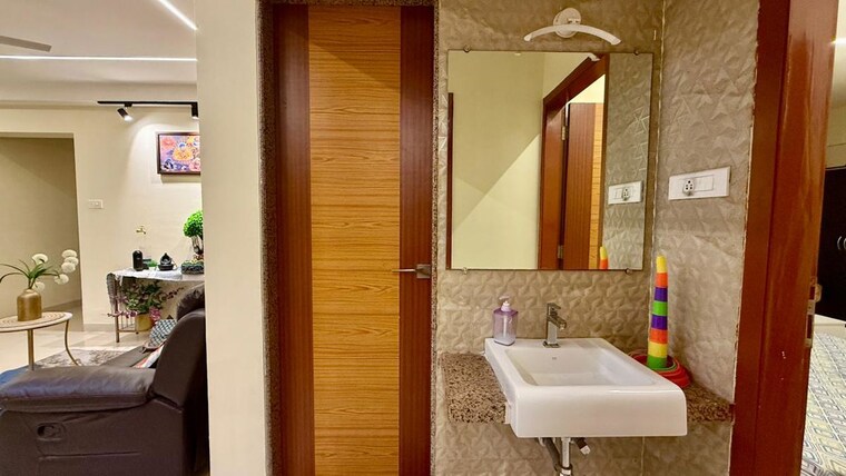 Bathroom, paradise-lifespaces-sai-world-city 4 Bedroom 2500 Sq.Ft. Apartment In New Panvel Navi Mumbai 10557843