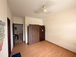 Room in 3 BHK Apartment at Lodha Meridian, Kukatpally – for Rent