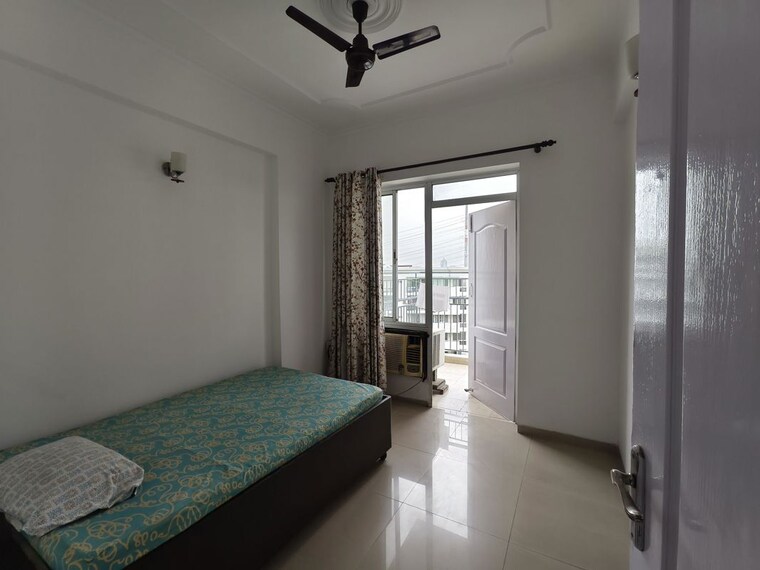 Room, sector 22 3 Bedroom 1550 Sq.Ft. Builder Floor In Sector 22 Gurgaon 10557239