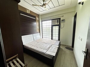 Bedroom in 3 BHK Builder Floor at Palam Vihar Residents Association, Palam Vihar – for Rent