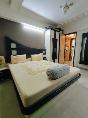 Bedroom in 3 BHK Apartment at Sindhi Society, Chembur – for Sale