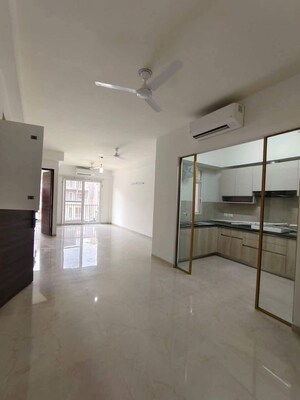 Room in 2 BHK Apartment at Pyramid Midtown, Sector 59 – for Rent
