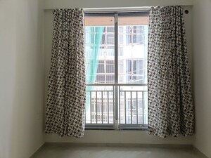 Room in 1 BHK Apartment at Shiv Krupa CHS Malad East, Malad East – for Sale