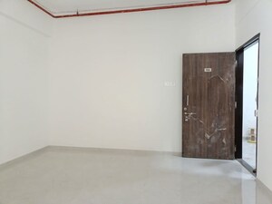Room in 1 BHK Apartment at Shiv Krupa CHS Malad East, Malad East – for Sale