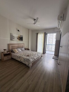 3 BHK + Prayer Room,Study Room,Store Room Builder Floor For Rent in Palam Vihar Residents Association