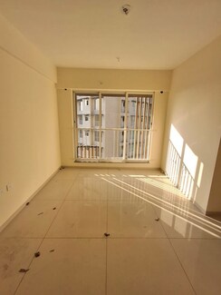 2 BHK Apartment For Rent in Godrej Nest Kandivali