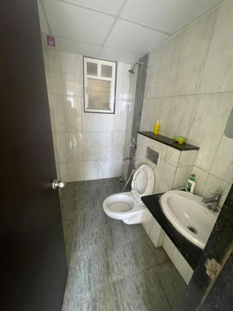 Bathroom, kolte-patil-r1-life-republic 2 Bedroom 840 Sq.Ft. Apartment In Hinjewadi Pune 10557938