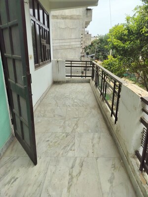 Balcony in 2 BHK Builder Floor at Auram Floor, South City 2 – for Rent