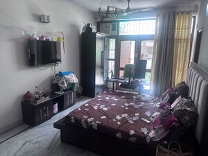 Bedroom in 3 BHK Builder Floor at Uppal Southend, Sector 49 – for Rent