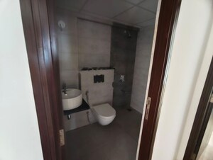 Bathroom in 2 BHK Apartment at Marathon Monte South, Byculla West – for Rent