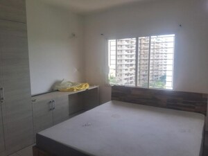 Room in 2 BHK Apartment at Vahe Landmark, Gunjur Palya – for Rent