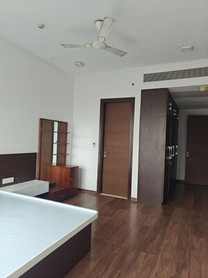 Room in 3 BHK Apartment at Bombay Realty Island City Center ICC, Wadala – for Sale