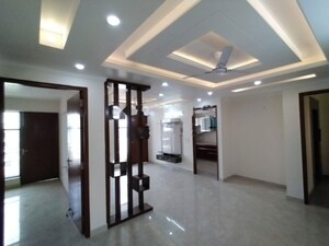 Room in 3 BHK Apartment at Sector 57 – for Rent