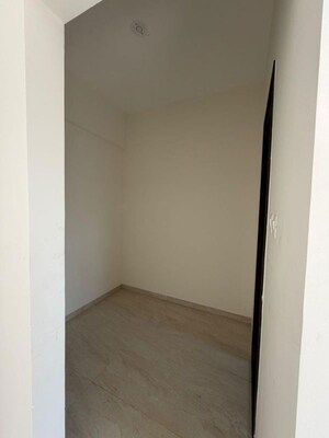 Room in 4 BHK Apartment at Kolte Patil Life Republic Sound of Soul, Hinjewadi – for Rent