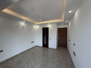 Room in 4 BHK Builder Floor at Palam Vihar Residents Association, Palam Vihar – for Rent