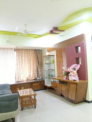 2 BHK Apartment For Rent in Swapnalok Towers, Malad East