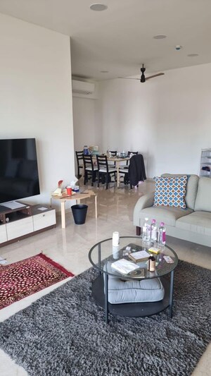 Team Area in 3.5 BHK Apartment at Lokhandwala Minerva Mahalaxmi, Mahalaxmi – for Rent