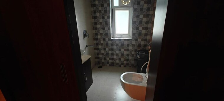Bathroom, great-value-sharanam 4 Bedroom 3000 Sq.Ft. Apartment In Sector 107 Noida 10558048