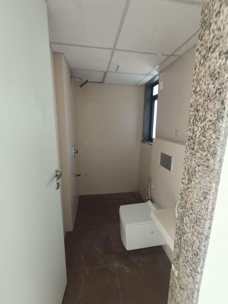 Bathroom, kanakia-silicon-valley 3.5 Bedroom 1674 Sq.Ft. Apartment In Powai Mumbai 10558112