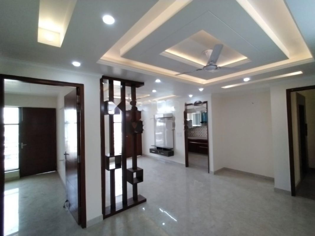 3 BHK 1800 Sq.Ft. Apartment in Sushant Lok 3