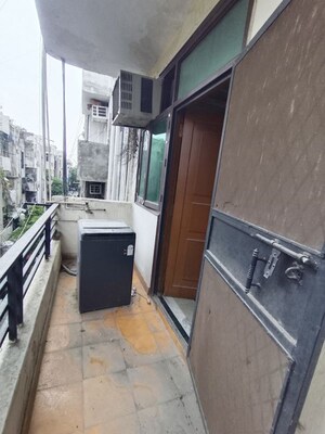 Kitchen in 2 BHK Builder Floor at Malviya Nagar – for Rent